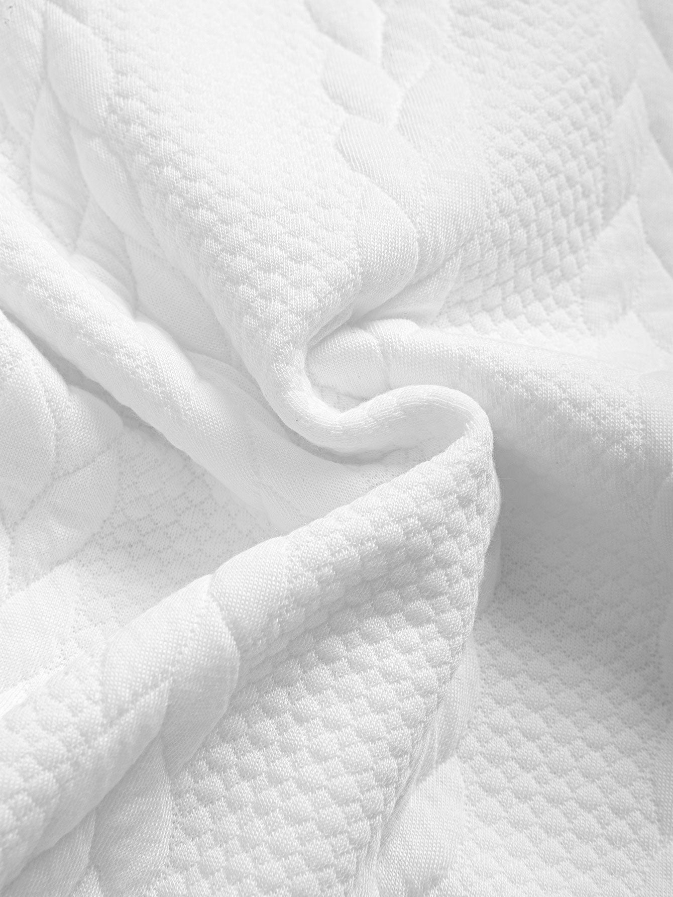 Relaxed Fit Mid-Length Sleeve Twisted Jacquard Tee & Shorts Set