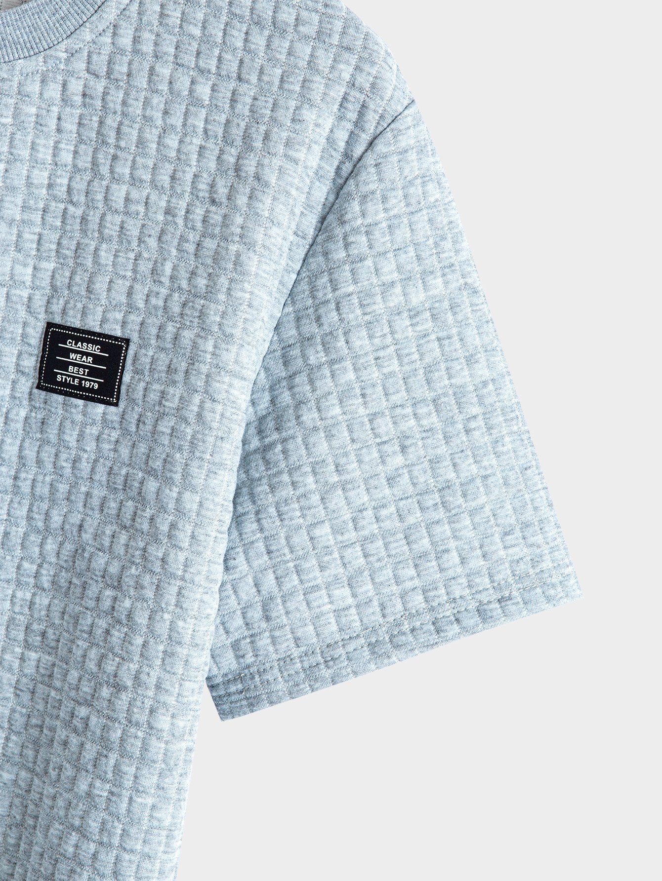 Short Sleeve Waffle Knit T-Shirt with Arc Hem